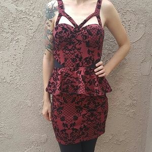 4 for $15 🎉NWOT Velvet detailed dress w/ peplum